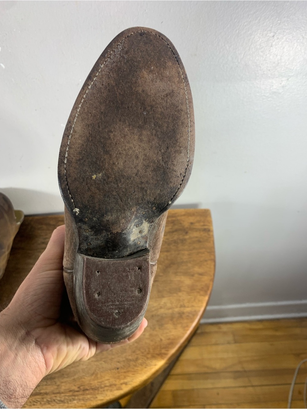 Vintage distressed leather cowboy boots - Picture 11 of 13